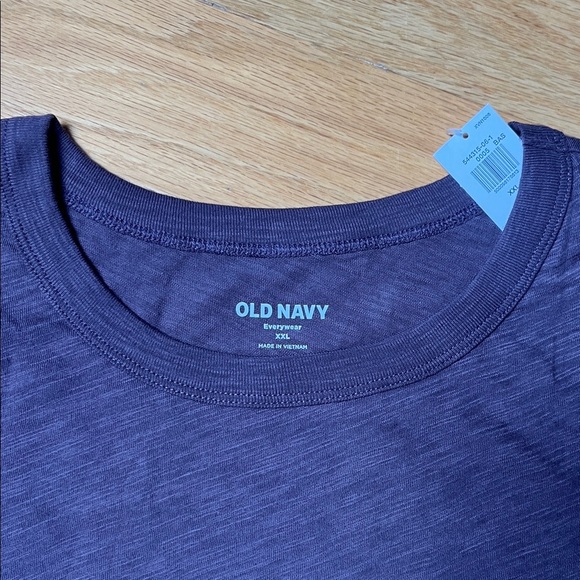 Set of 2 | NWT | Old Navy Women's 100% Cotton Short  Sleeve Ts in Tan and Purple - Picture 7 of 10